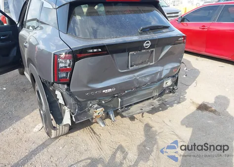 2025 Nissan Kicks Sr Fwd from USA, damaged, VIN 3N8AP6DA3SL309963